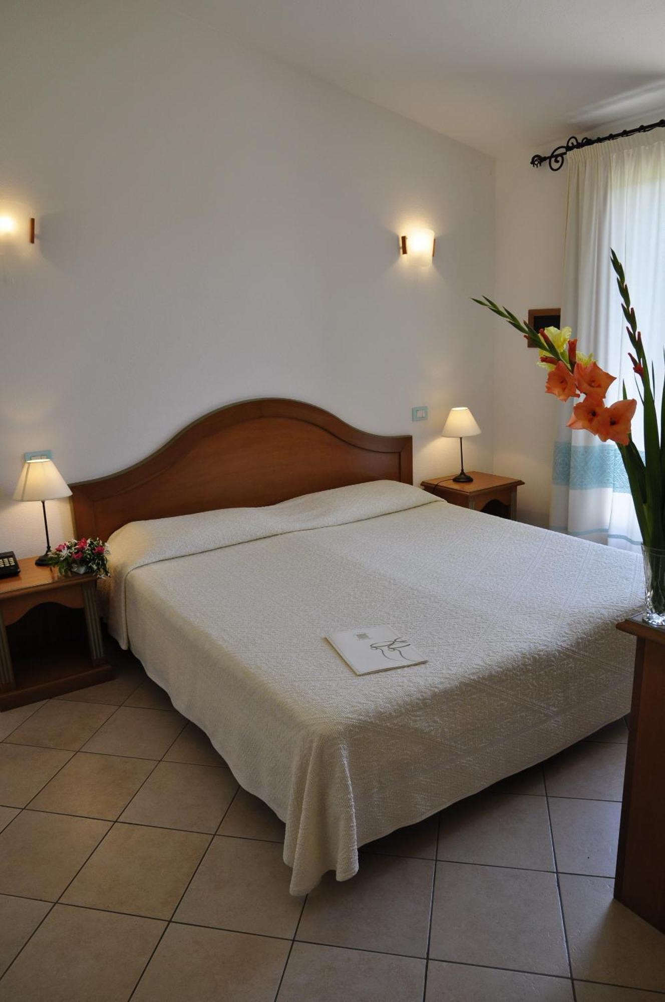 Le Anfore Hotel Villasimius Ngoại thất bức ảnh