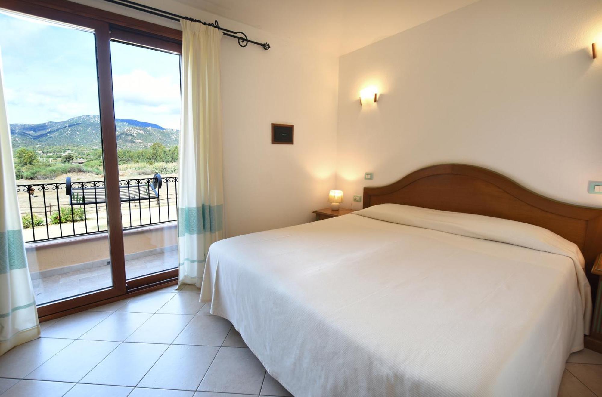 Le Anfore Hotel Villasimius Ngoại thất bức ảnh