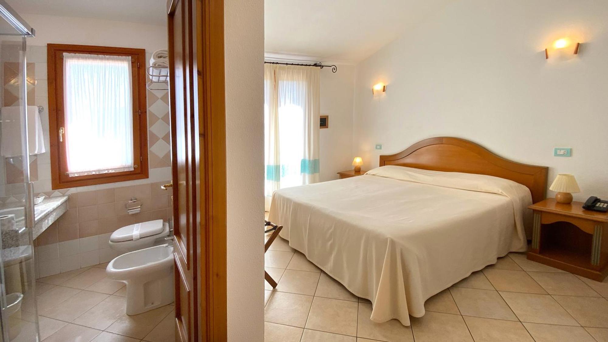 Le Anfore Hotel Villasimius Ngoại thất bức ảnh